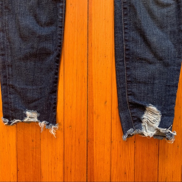 9" High-Rise Skinny Jeans: Destructed Edition - Picture 7 of 15